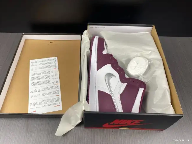 555088-611 High OG Air Jordan 1 Bordeaux 0408